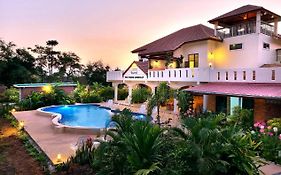 Bua Daeng Homestay Resort